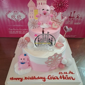  Bánh kem tầng 