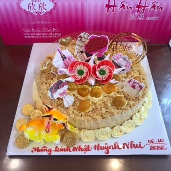 bánh kem bông lan trứng muối