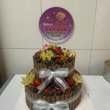 Bánh kem tầng 