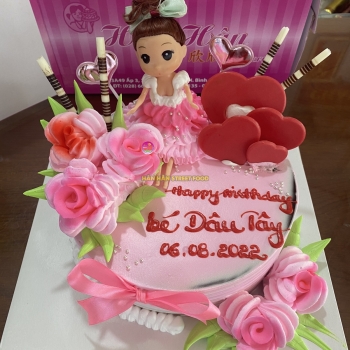 bánh kem sinh nhât bé gái